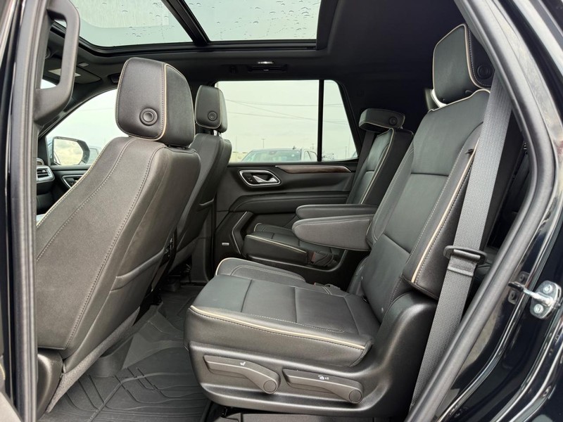 Chevrolet Tahoe Vehicle Full-screen Gallery Image 11