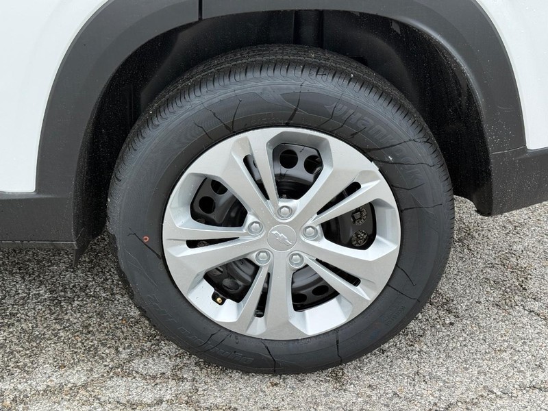 Chevrolet Trax Vehicle Full-screen Gallery Image 4