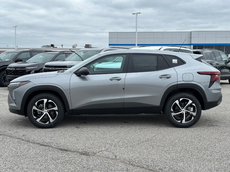 Chevrolet Trax Vehicle Full-screen Gallery Image 2