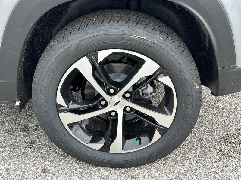 Chevrolet Trax Vehicle Full-screen Gallery Image 4
