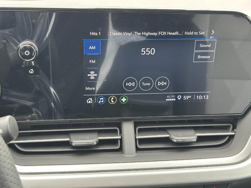 Chevrolet Trax Vehicle Full-screen Gallery Image 10