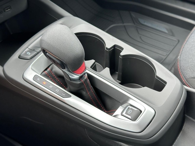 Chevrolet Trax Vehicle Full-screen Gallery Image 13