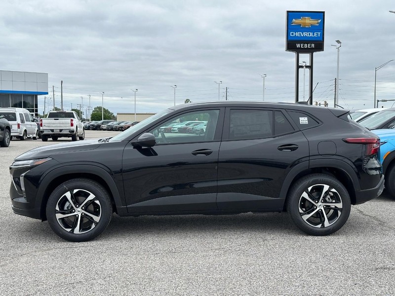 Chevrolet Trax Vehicle Full-screen Gallery Image 2