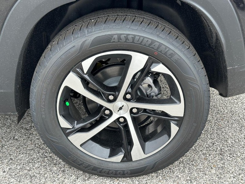 Chevrolet Trax Vehicle Full-screen Gallery Image 4