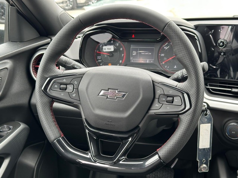Chevrolet Trax Vehicle Full-screen Gallery Image 7