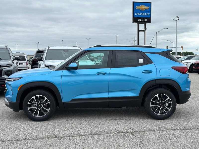 Chevrolet TrailBlazer Vehicle Full-screen Gallery Image 2