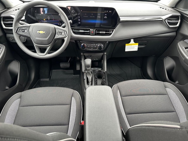 Chevrolet TrailBlazer Vehicle Full-screen Gallery Image 6