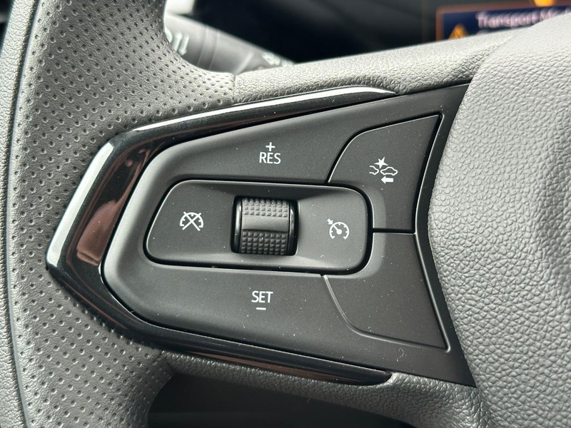 Chevrolet TrailBlazer Vehicle Full-screen Gallery Image 8