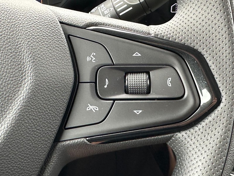 Chevrolet TrailBlazer Vehicle Full-screen Gallery Image 9