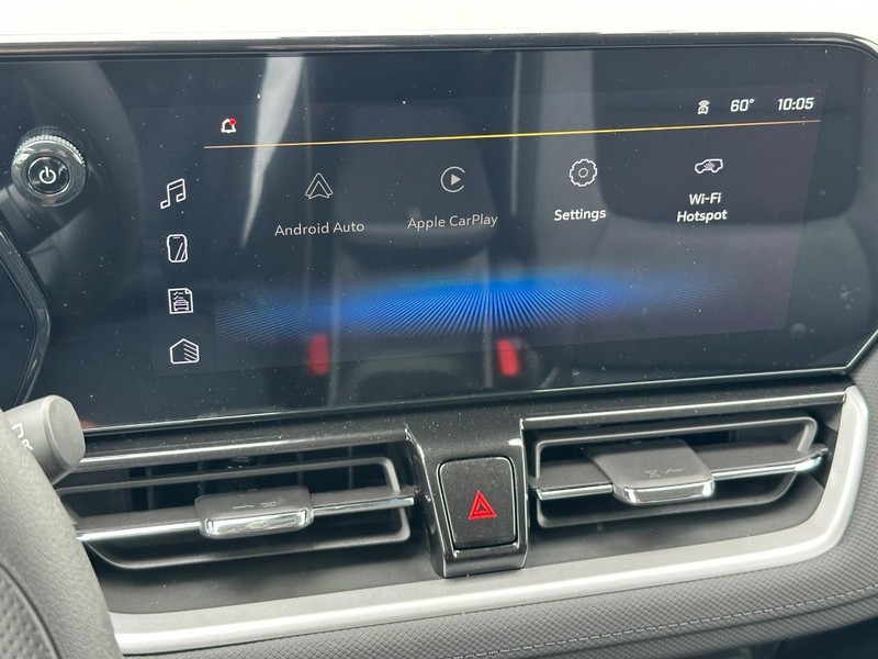 Chevrolet TrailBlazer Vehicle Full-screen Gallery Image 11