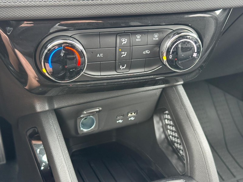 Chevrolet TrailBlazer Vehicle Full-screen Gallery Image 13