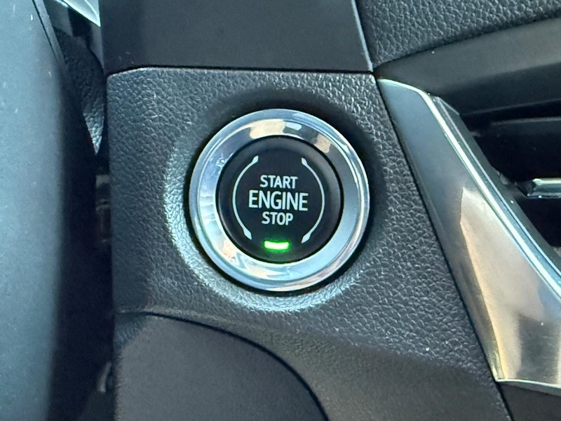 Buick Encore GX Vehicle Full-screen Gallery Image 16