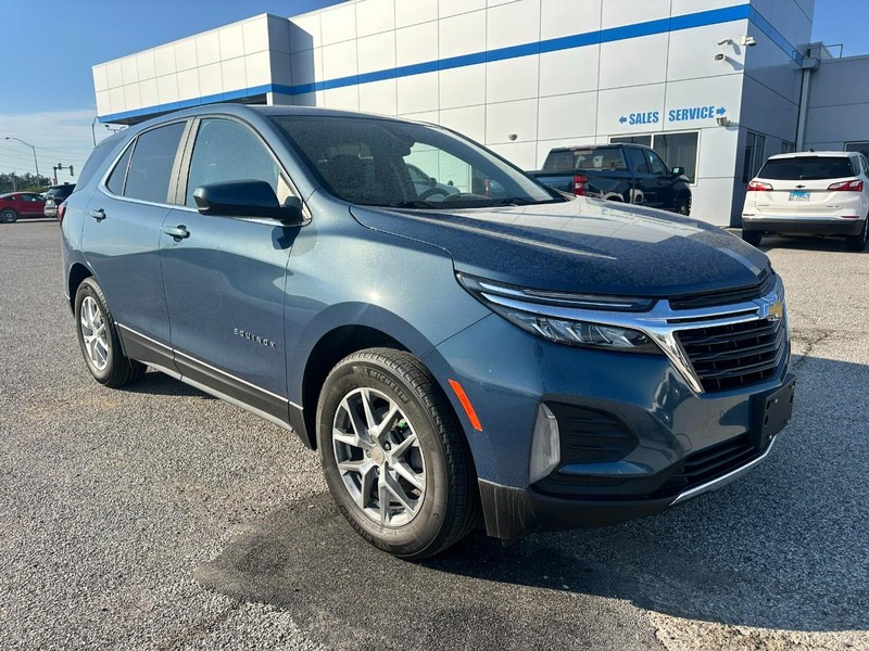 Chevrolet Equinox Vehicle Full-screen Gallery Image 8