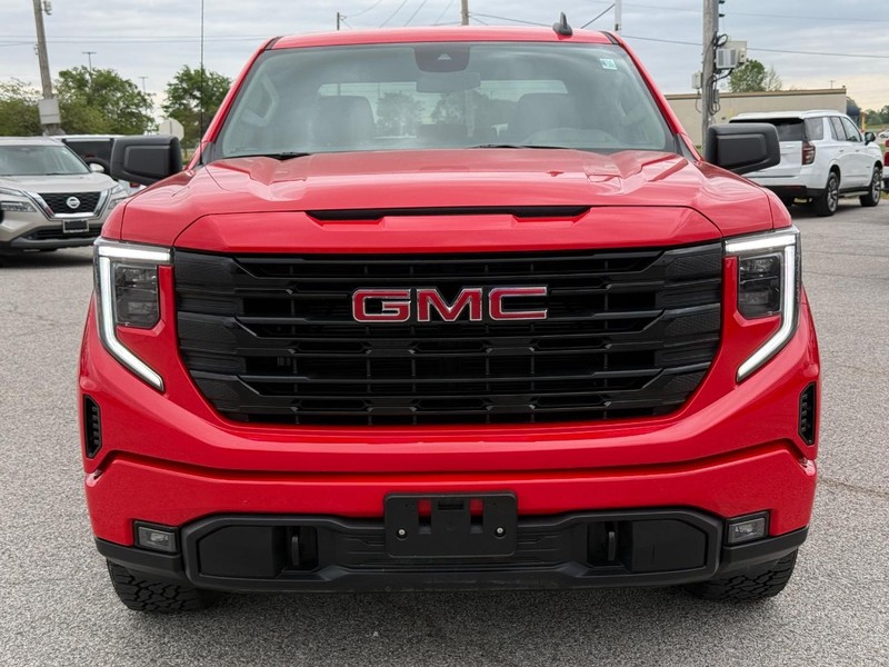 GMC Sierra 1500 Vehicle Full-screen Gallery Image 9