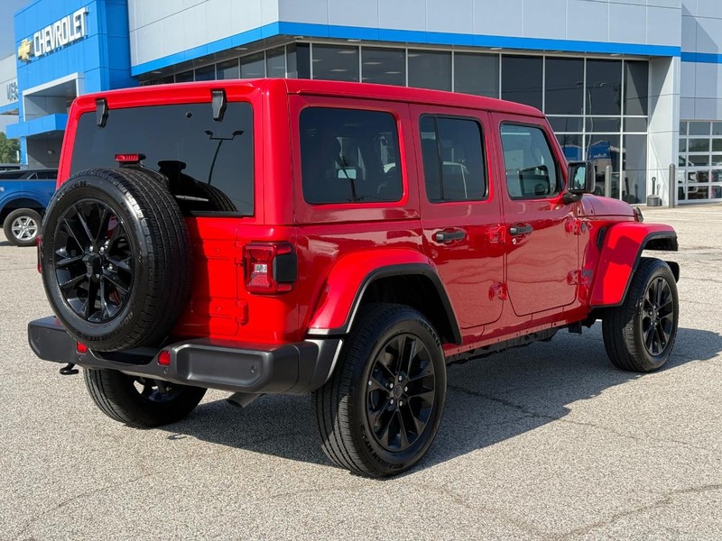Jeep Wrangler 4xe Vehicle Full-screen Gallery Image 5