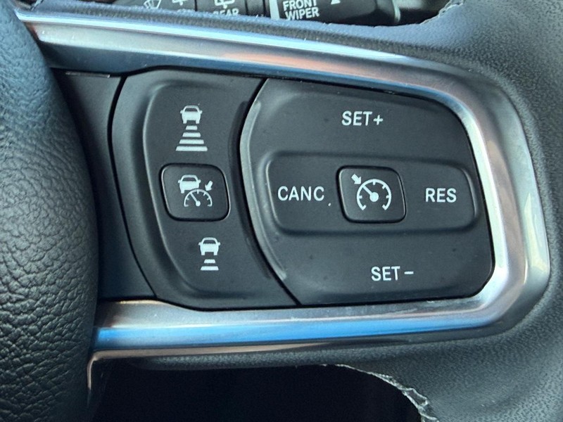 Jeep Wrangler 4xe Vehicle Full-screen Gallery Image 15