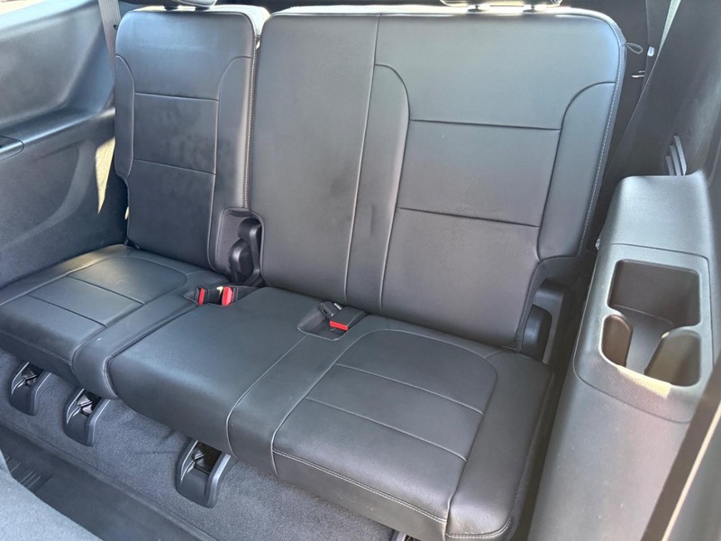 Chevrolet Traverse Vehicle Full-screen Gallery Image 10