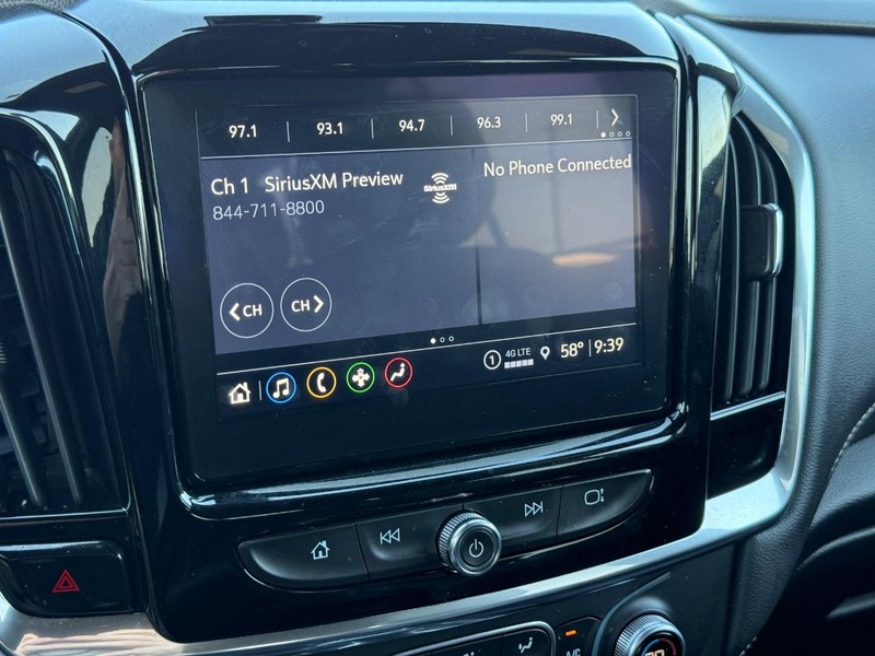 Chevrolet Traverse Vehicle Full-screen Gallery Image 17