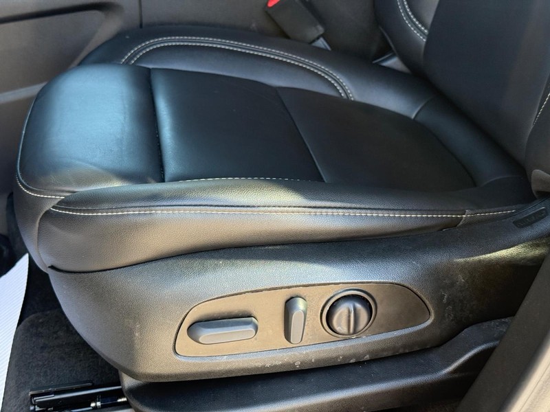 Chevrolet Traverse Vehicle Full-screen Gallery Image 24