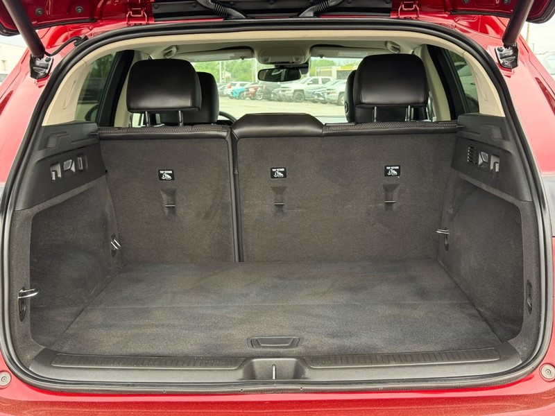 Buick Envision Vehicle Full-screen Gallery Image 06
