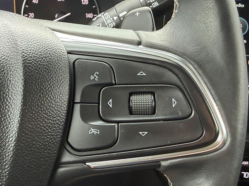Buick Envision Vehicle Full-screen Gallery Image 14