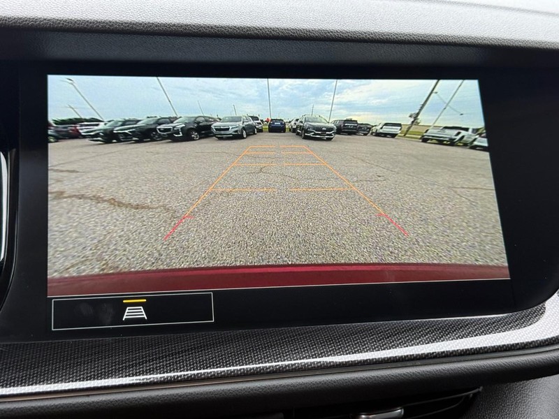 Buick Envision Vehicle Full-screen Gallery Image 17