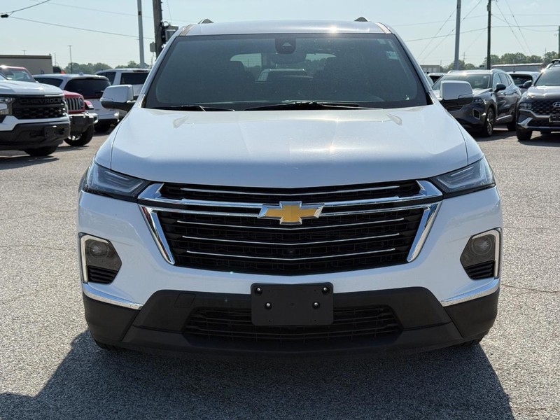 Chevrolet Traverse Vehicle Full-screen Gallery Image 9