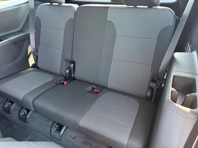 Chevrolet Traverse Vehicle Full-screen Gallery Image 10