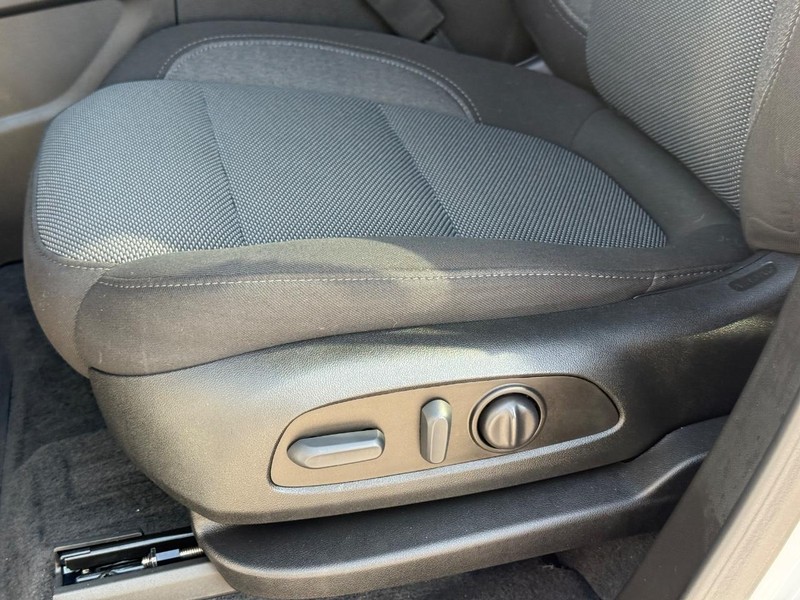 Chevrolet Traverse Vehicle Full-screen Gallery Image 24