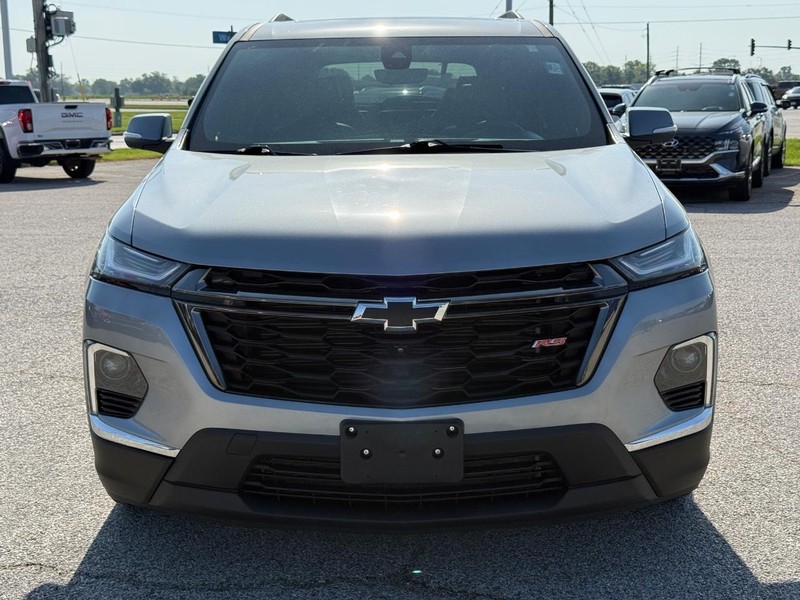 Chevrolet Traverse Vehicle Full-screen Gallery Image 9