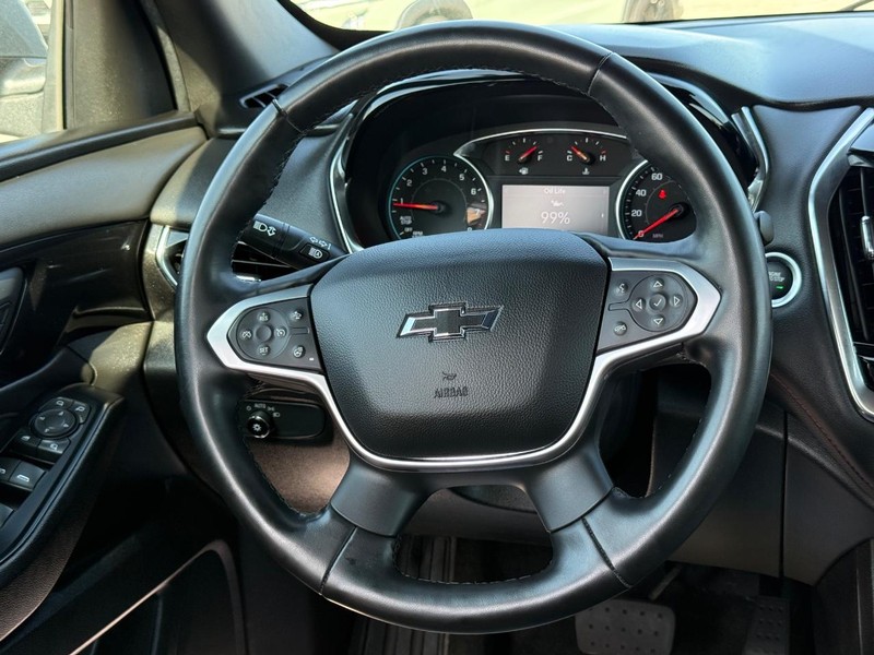 Chevrolet Traverse Vehicle Full-screen Gallery Image 14