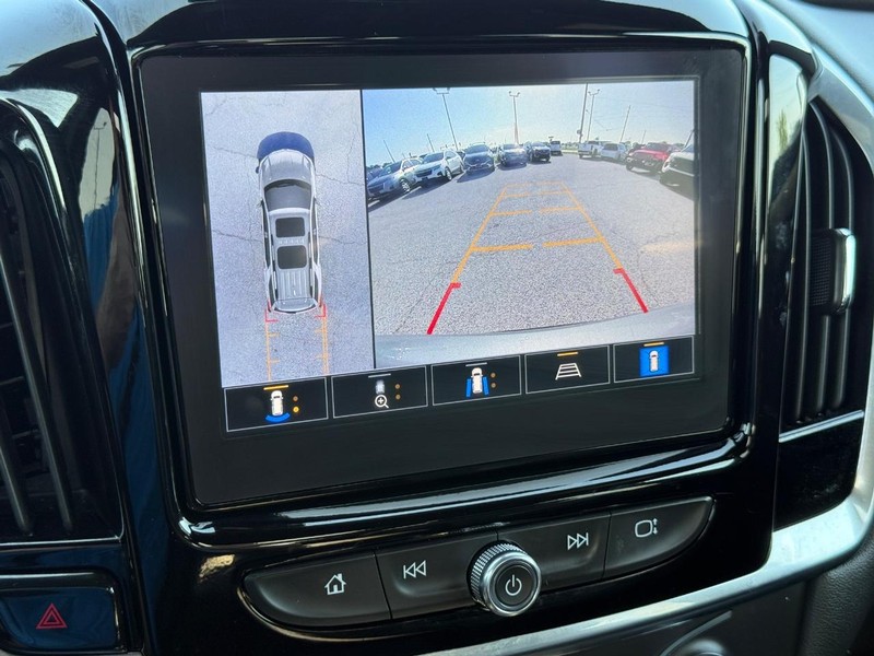 Chevrolet Traverse Vehicle Full-screen Gallery Image 19