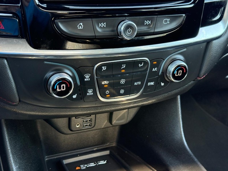 Chevrolet Traverse Vehicle Full-screen Gallery Image 20