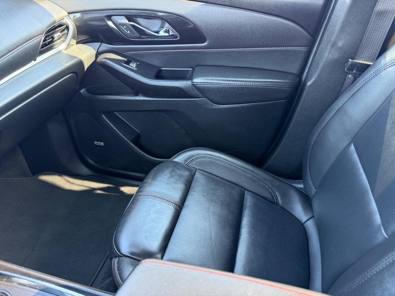 Chevrolet Traverse Vehicle Full-screen Gallery Image 22