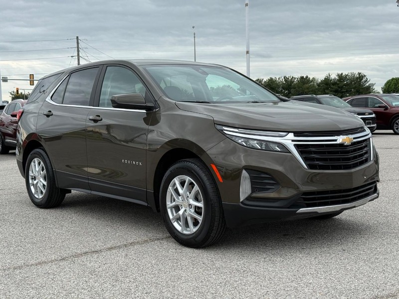 Chevrolet Equinox Vehicle Full-screen Gallery Image 8