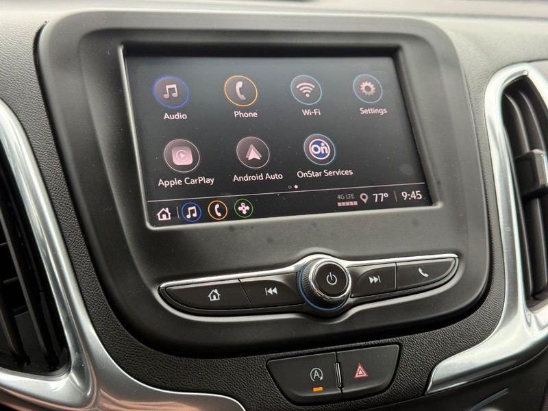 Chevrolet Equinox Vehicle Full-screen Gallery Image 16