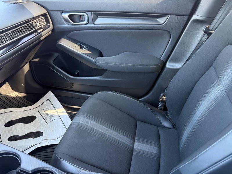 Honda Civic Sedan Vehicle Full-screen Gallery Image 20