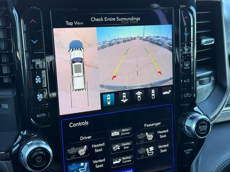 Ram 1500 Vehicle Full-screen Gallery Image 20