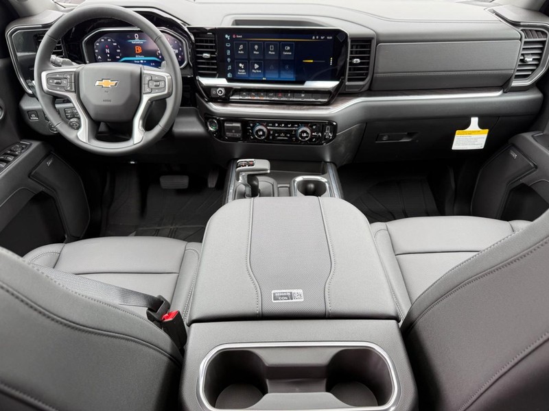 Chevrolet Silverado 1500 Vehicle Full-screen Gallery Image 8