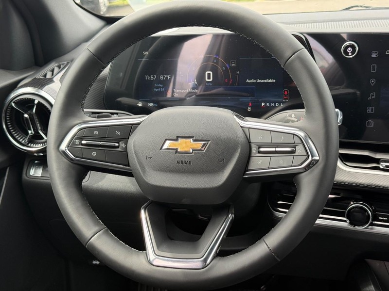 Chevrolet Equinox Vehicle Full-screen Gallery Image 7