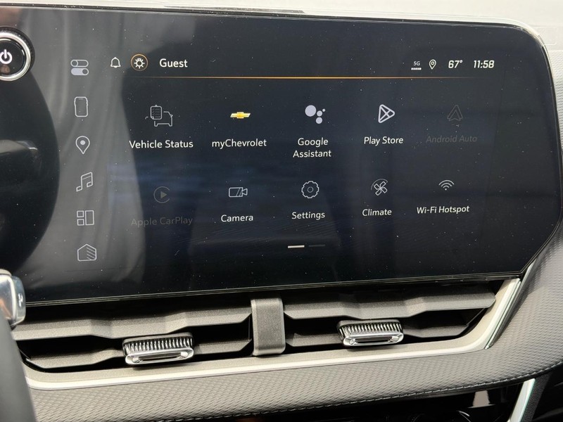 Chevrolet Equinox Vehicle Full-screen Gallery Image 11