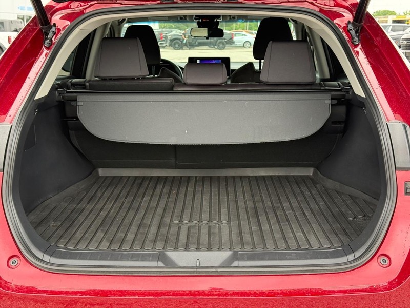 Toyota Venza Vehicle Full-screen Gallery Image 6
