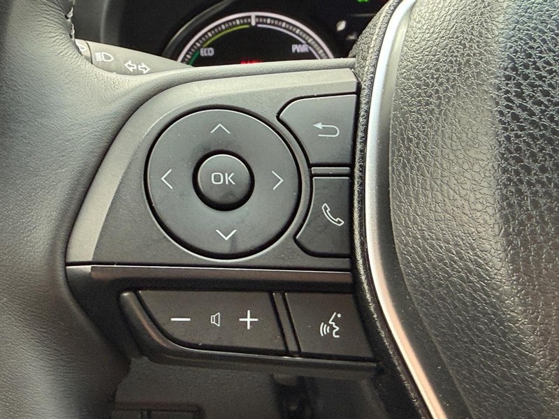 Toyota Venza Vehicle Full-screen Gallery Image 13