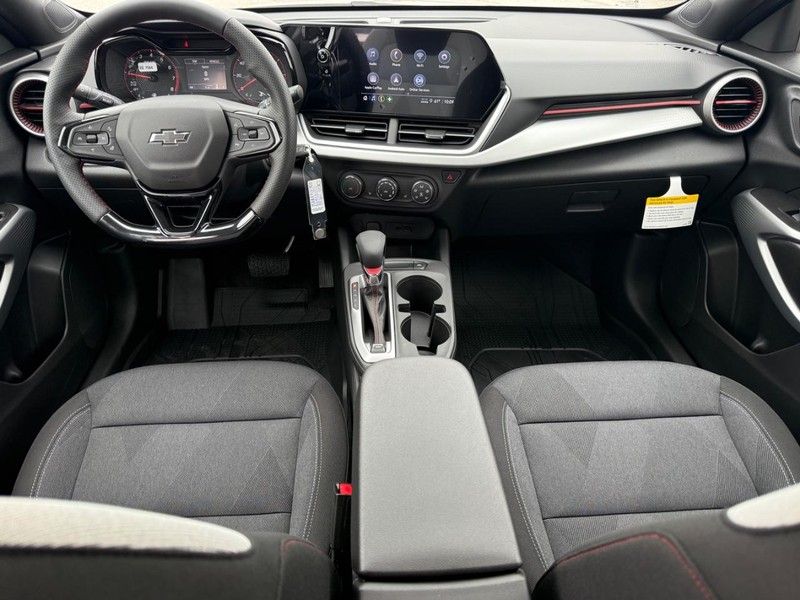 Chevrolet Trax Vehicle Full-screen Gallery Image 7