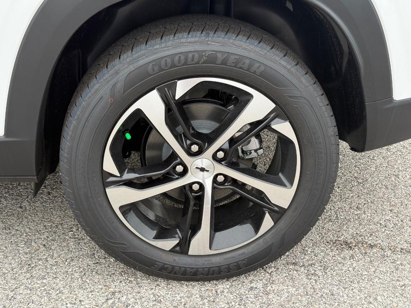 Chevrolet Trax Vehicle Full-screen Gallery Image 4