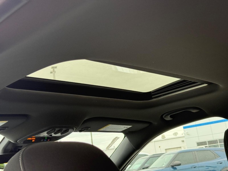 Chevrolet Trax Vehicle Full-screen Gallery Image 6