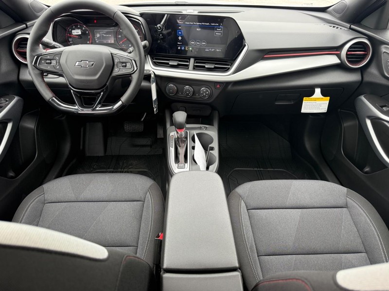 Chevrolet Trax Vehicle Full-screen Gallery Image 7