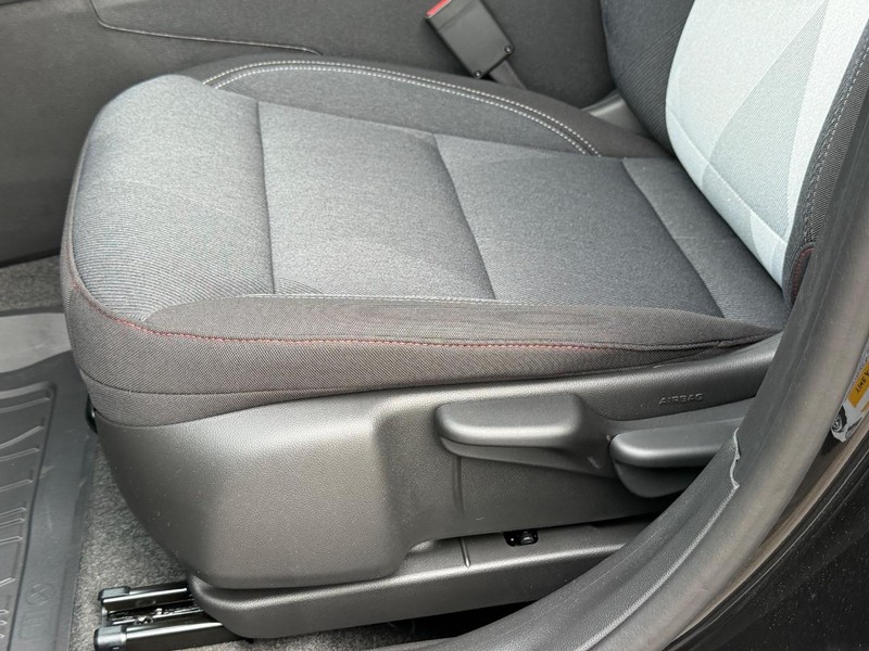 Chevrolet Trax Vehicle Full-screen Gallery Image 17