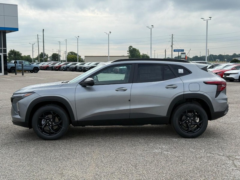 Chevrolet Trax Vehicle Full-screen Gallery Image 2