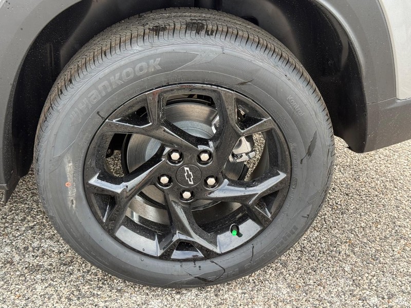 Chevrolet Trax Vehicle Full-screen Gallery Image 4